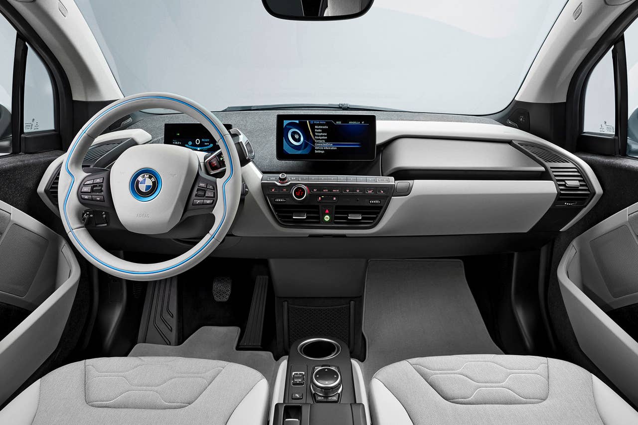 2014 BMW i3 debuts
