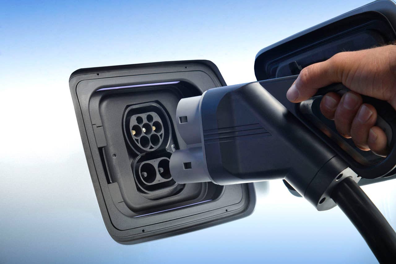 2014 BMW i3 debuts
