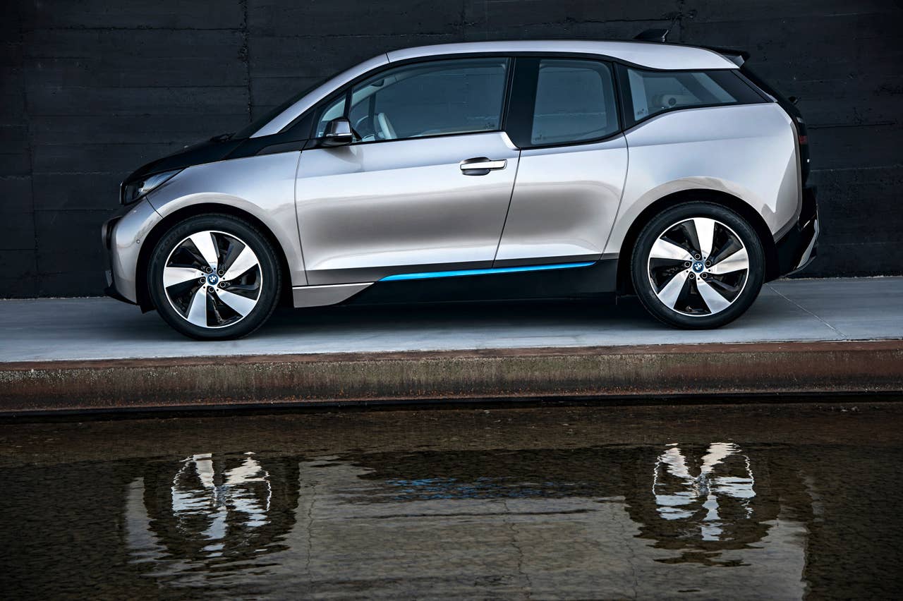 2014 BMW i3 debuts