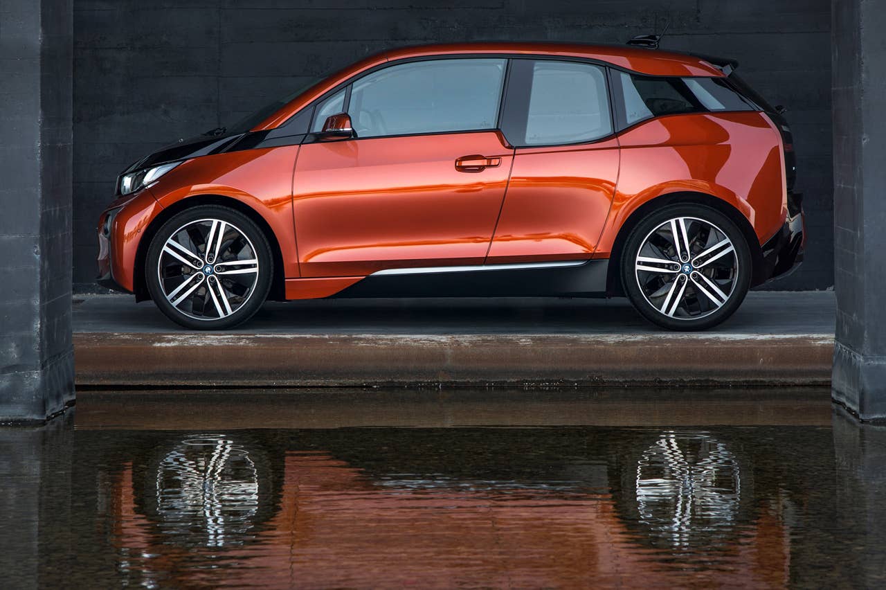 2014 BMW i3 debuts