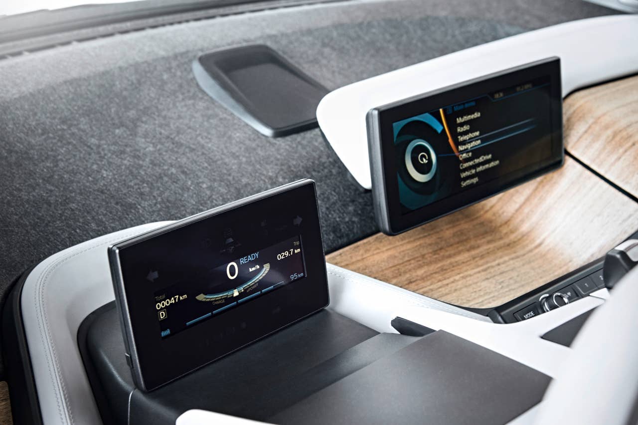2014 BMW i3 debuts