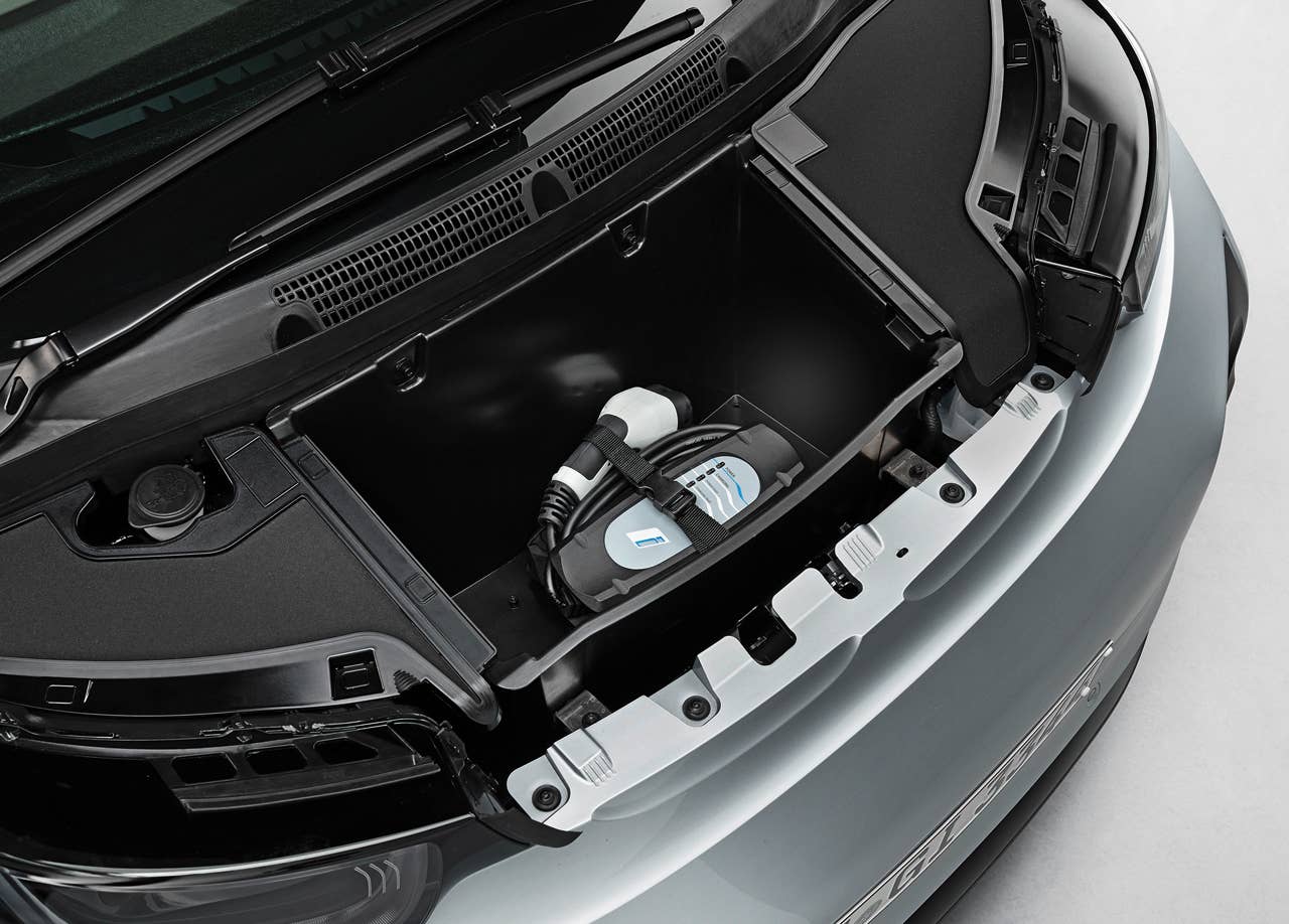 2014 BMW i3 debuts