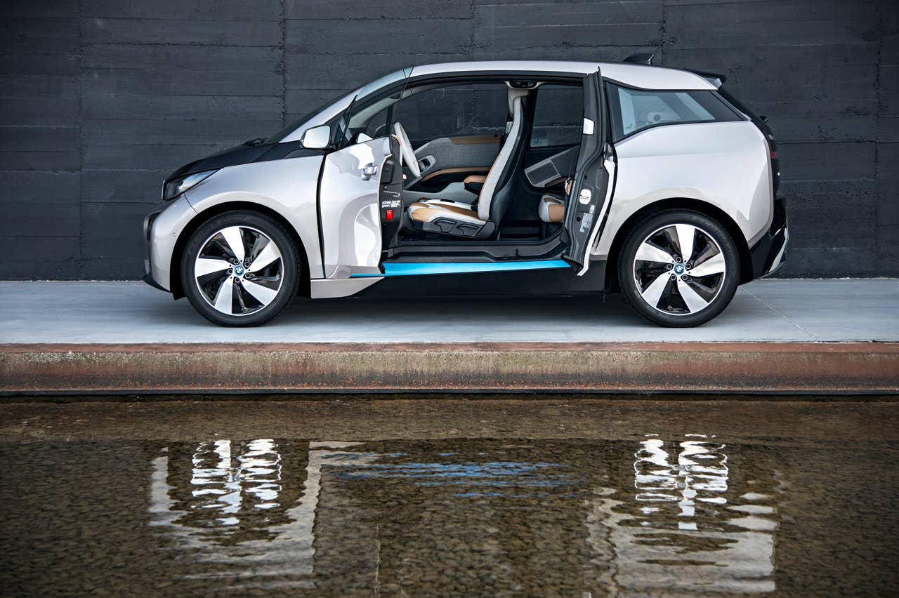 2014 BMW i3 debuts