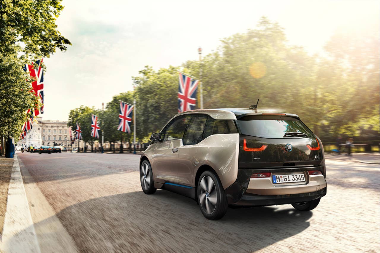 2014 BMW i3 debuts