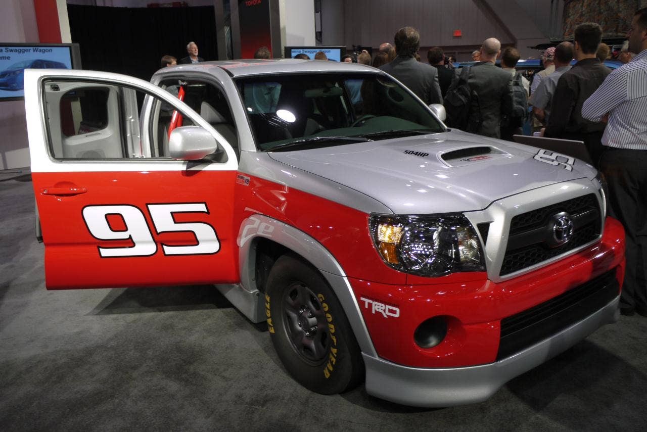 SEMA 2010: Toyota RTR Tacoma