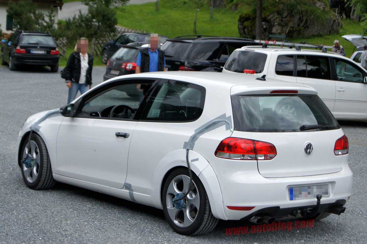 Volkswagen Golf R test mule