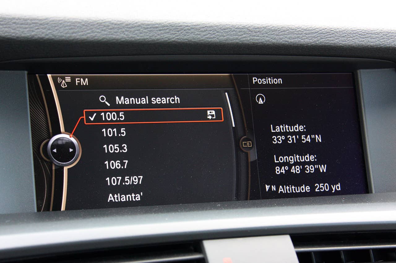 2011 BMW X3 touch screen
