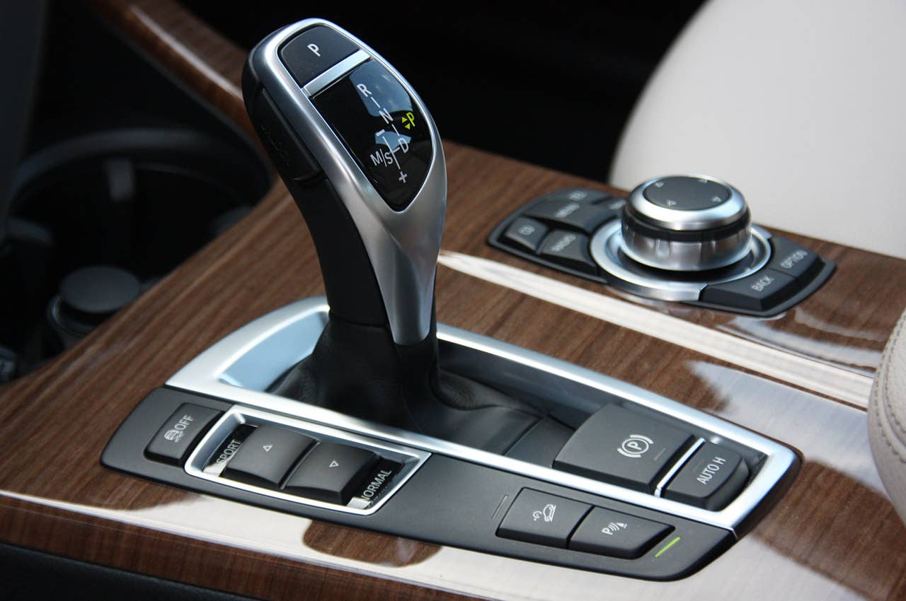 2011 BMW X3 shifter
