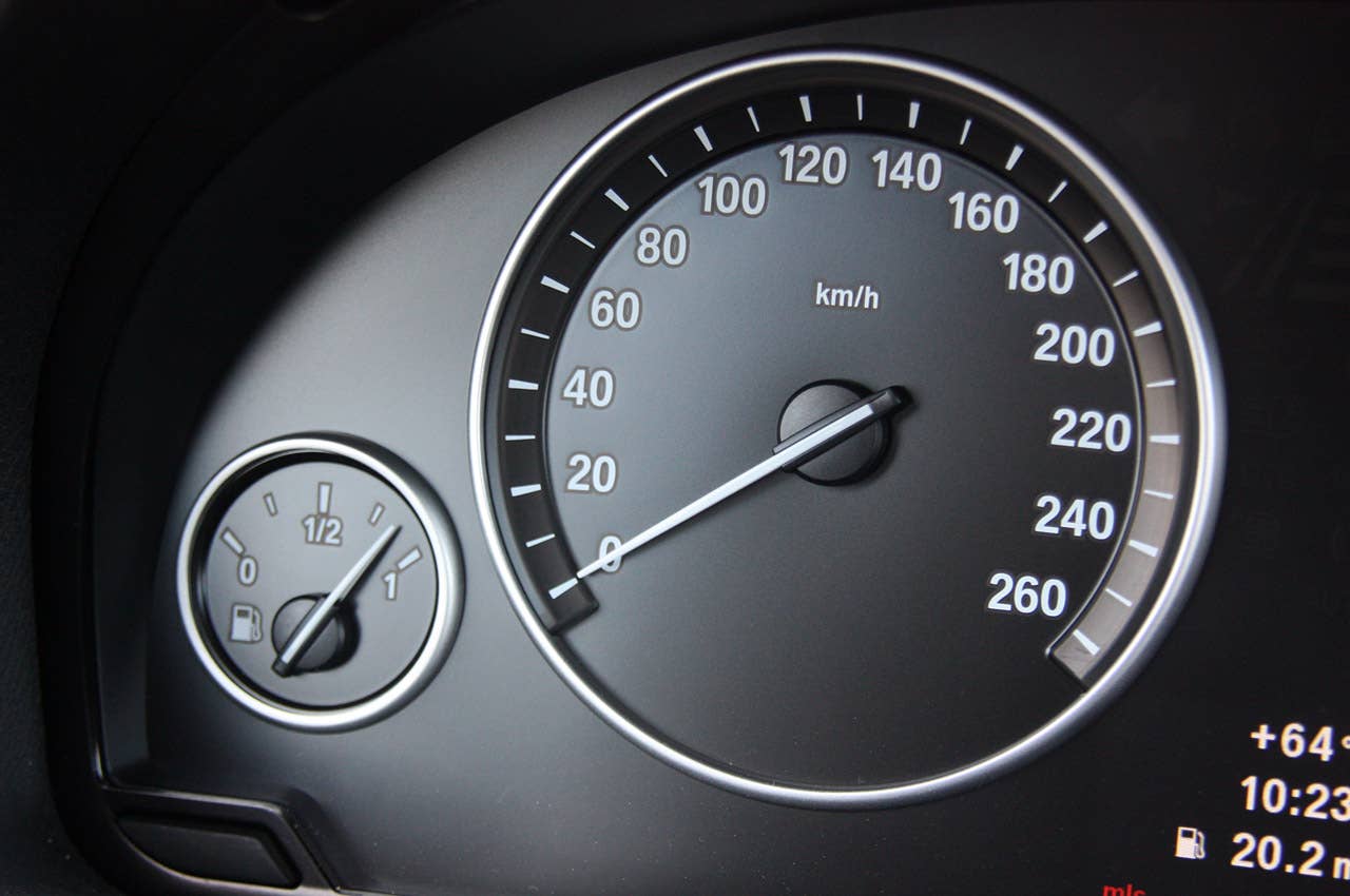 2011 BMW X3 gauges