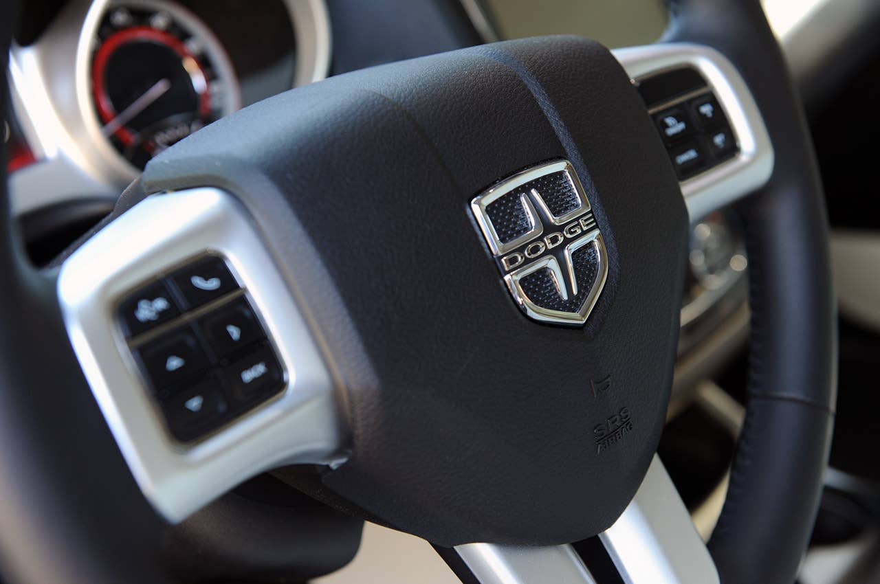 2011 Dodge Journey steering wheel