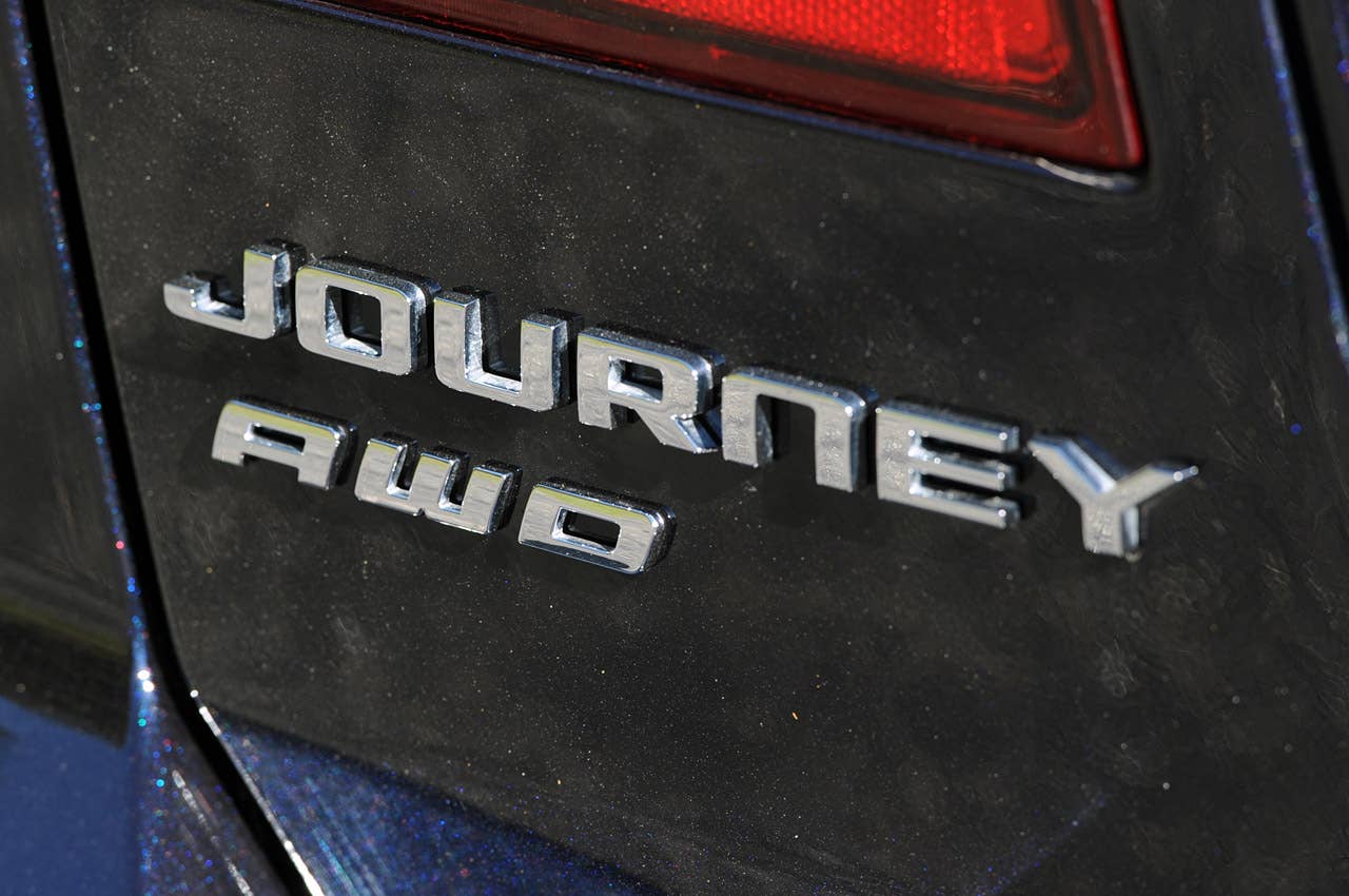 2011 Dodge Journey badge