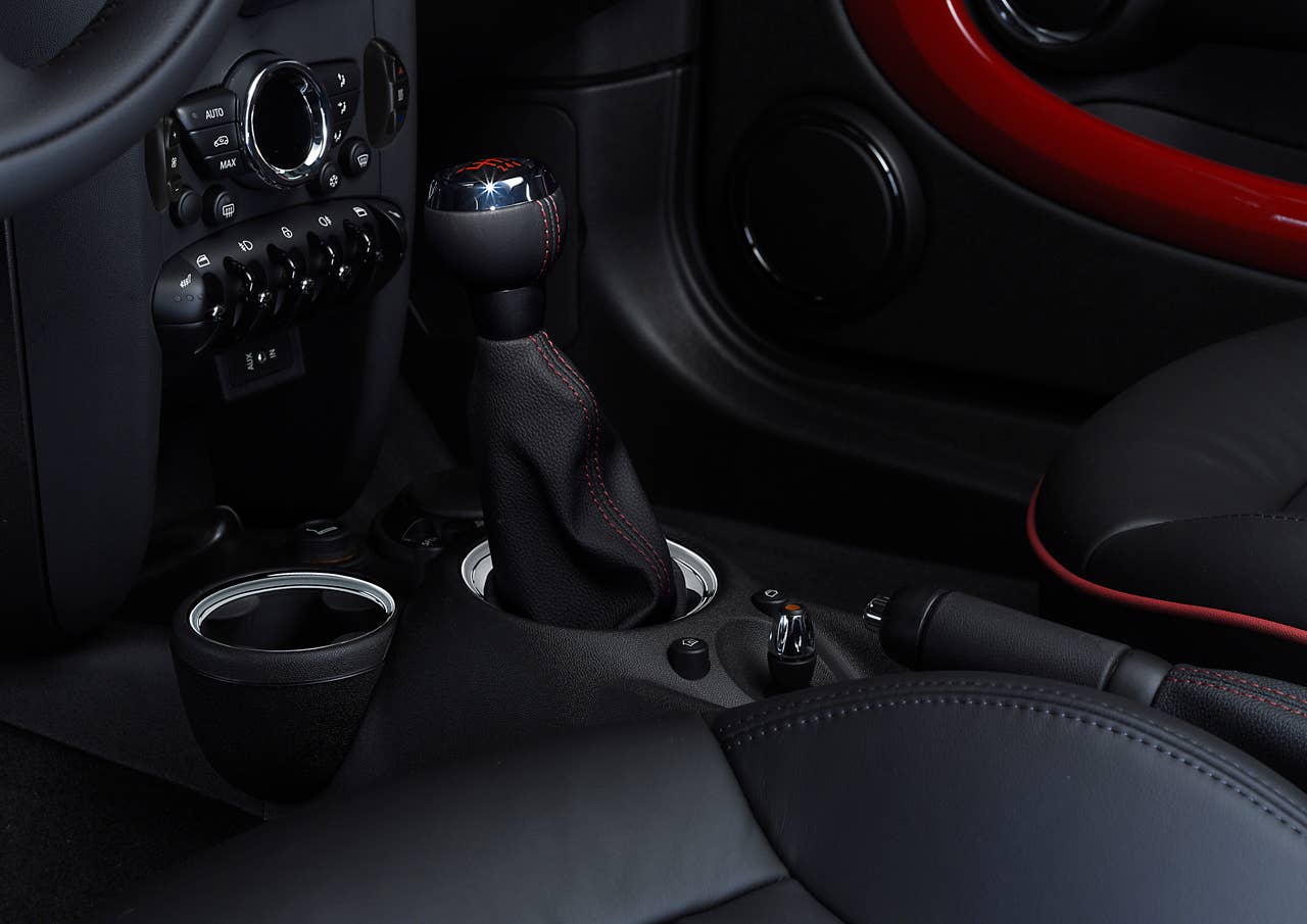 The new MINI John Cooper Works - Interieur (06/2010)