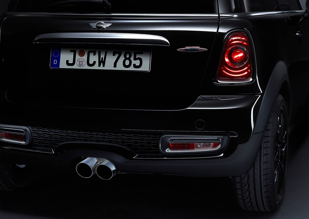 The new MINI John Cooper Works - Exterieur (06/2010)