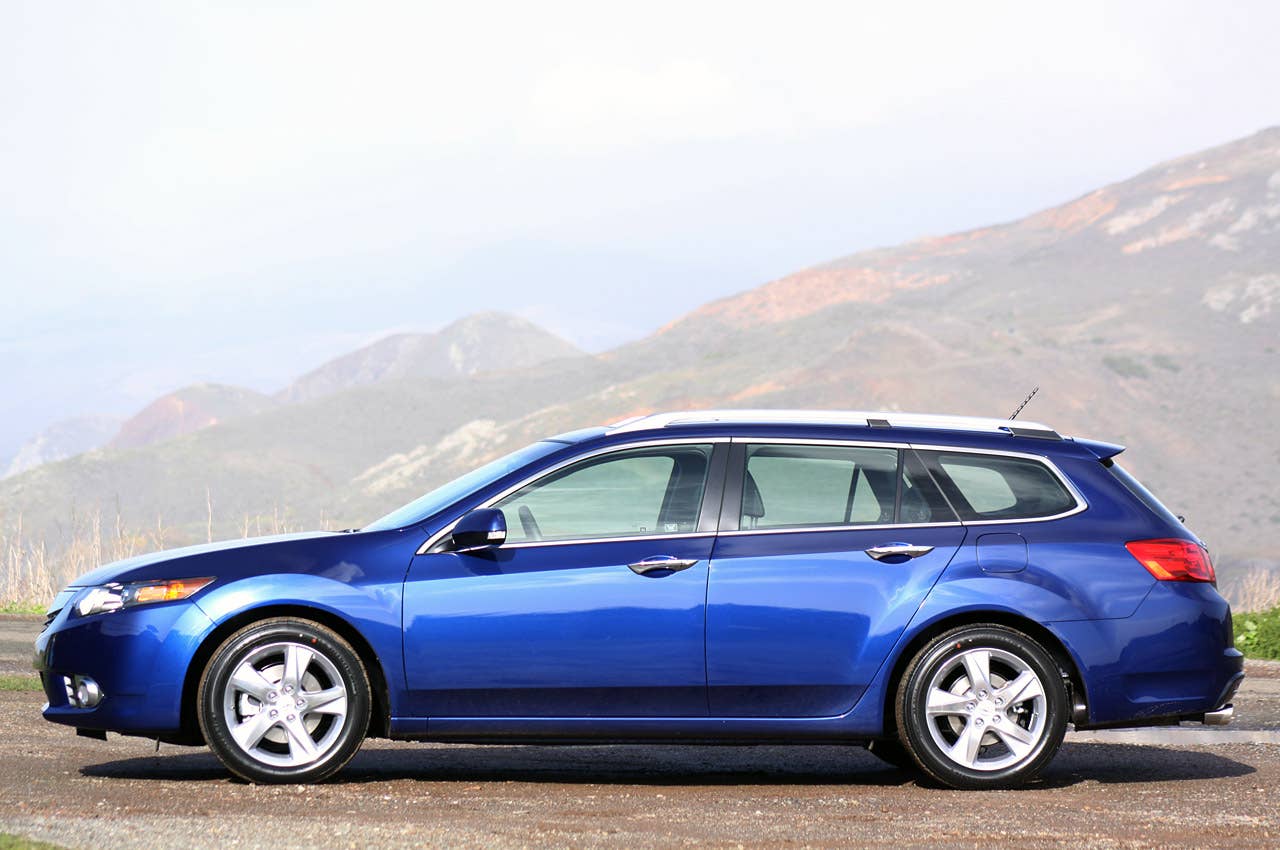 2011 Acura TSX Sport Wagon side view