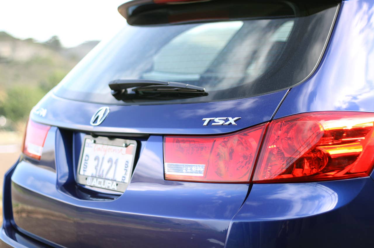 2011 Acura TSX Sport Wagon rear detail