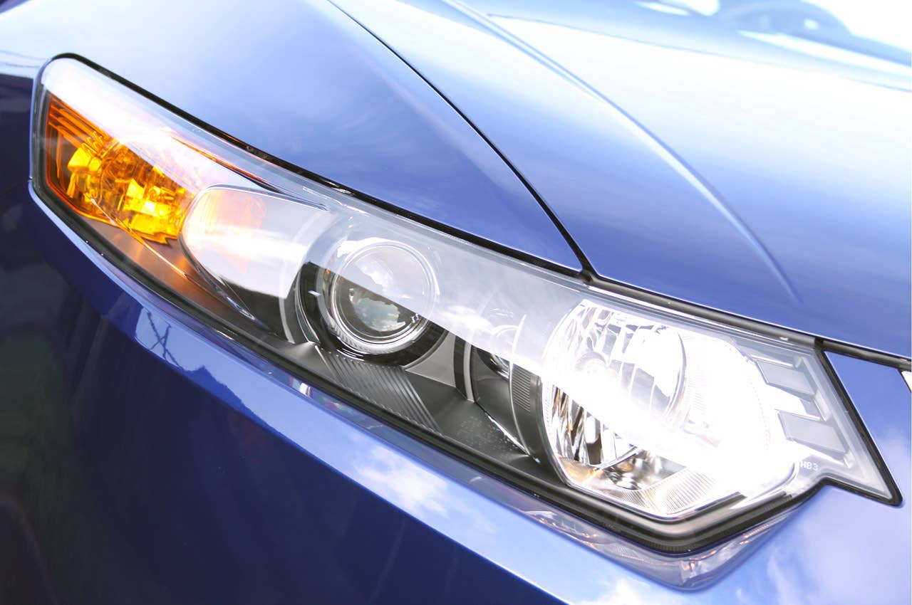 2011 Acura TSX Sport Wagon headlight