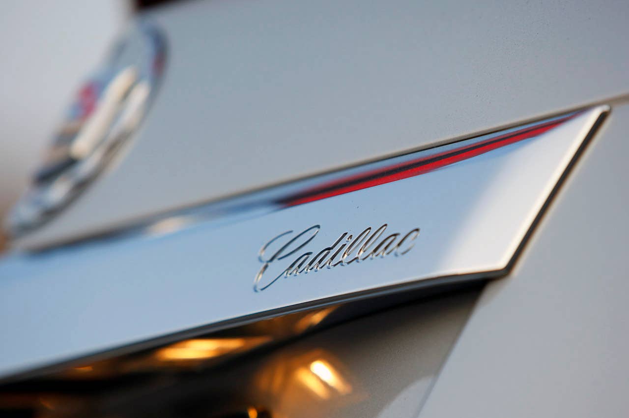 2011 Cadillac CTS Coupe chrome trim