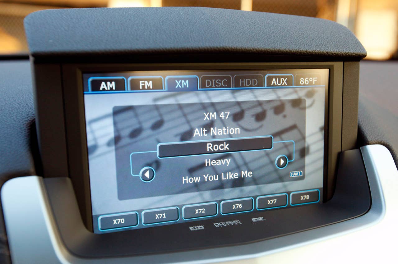 2011 Cadillac CTS Coupe multimedia system