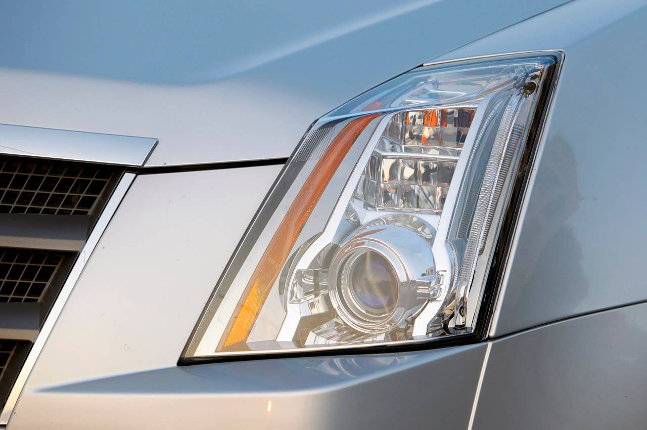 2011 Cadillac CTS Coupe headlight