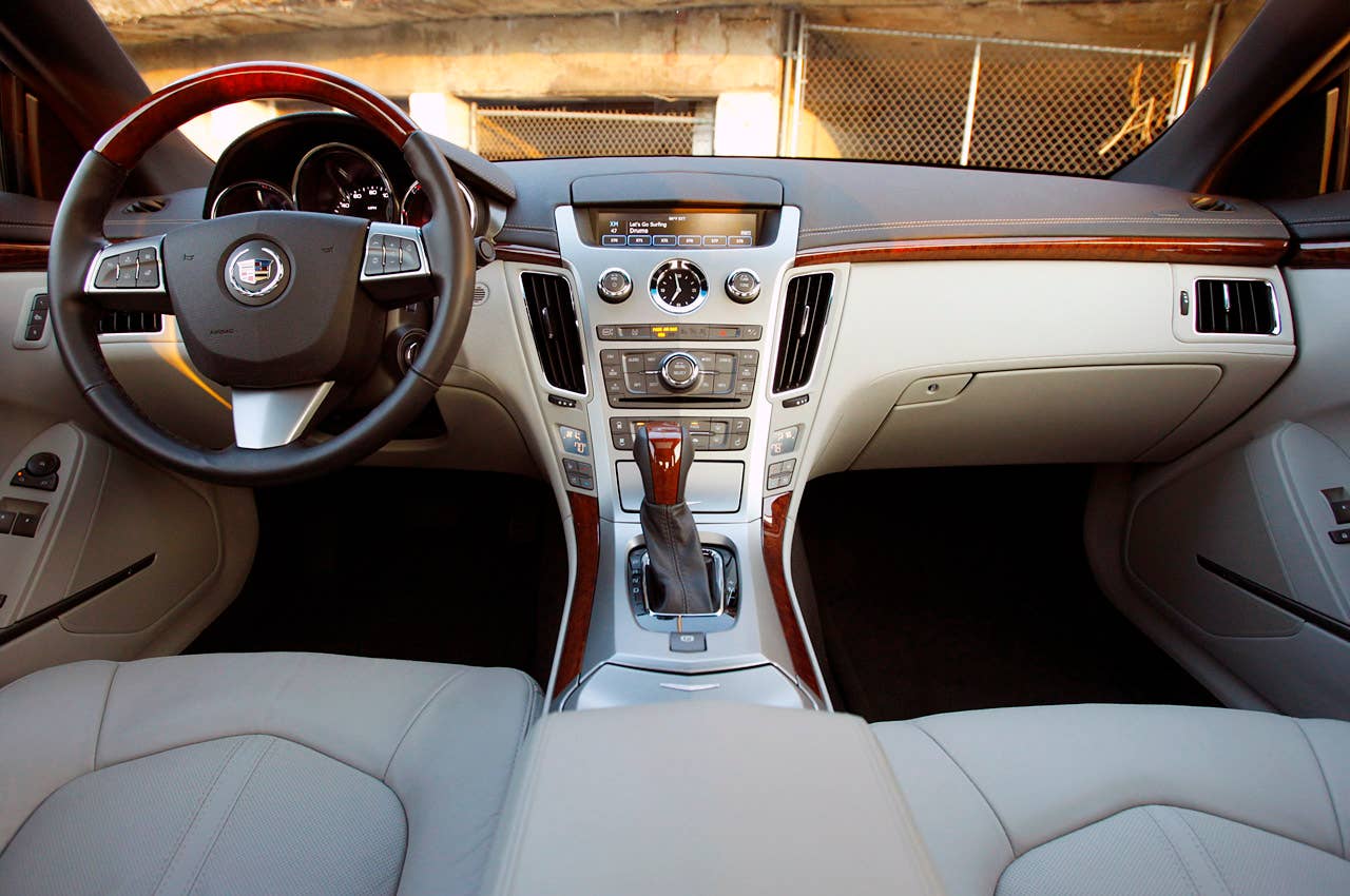 2011 Cadillac CTS Coupe interior