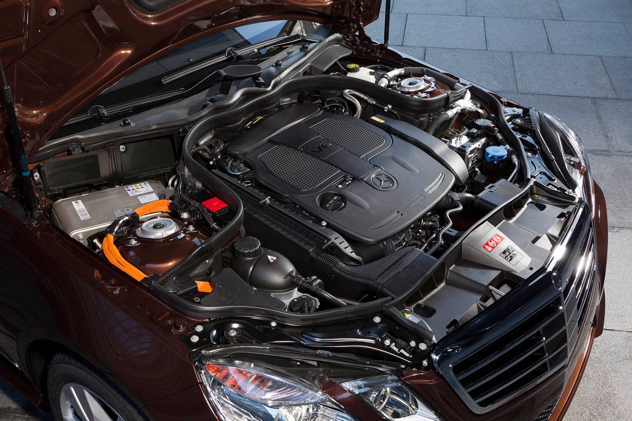 Mercedes-Benz E400 HYBRID.