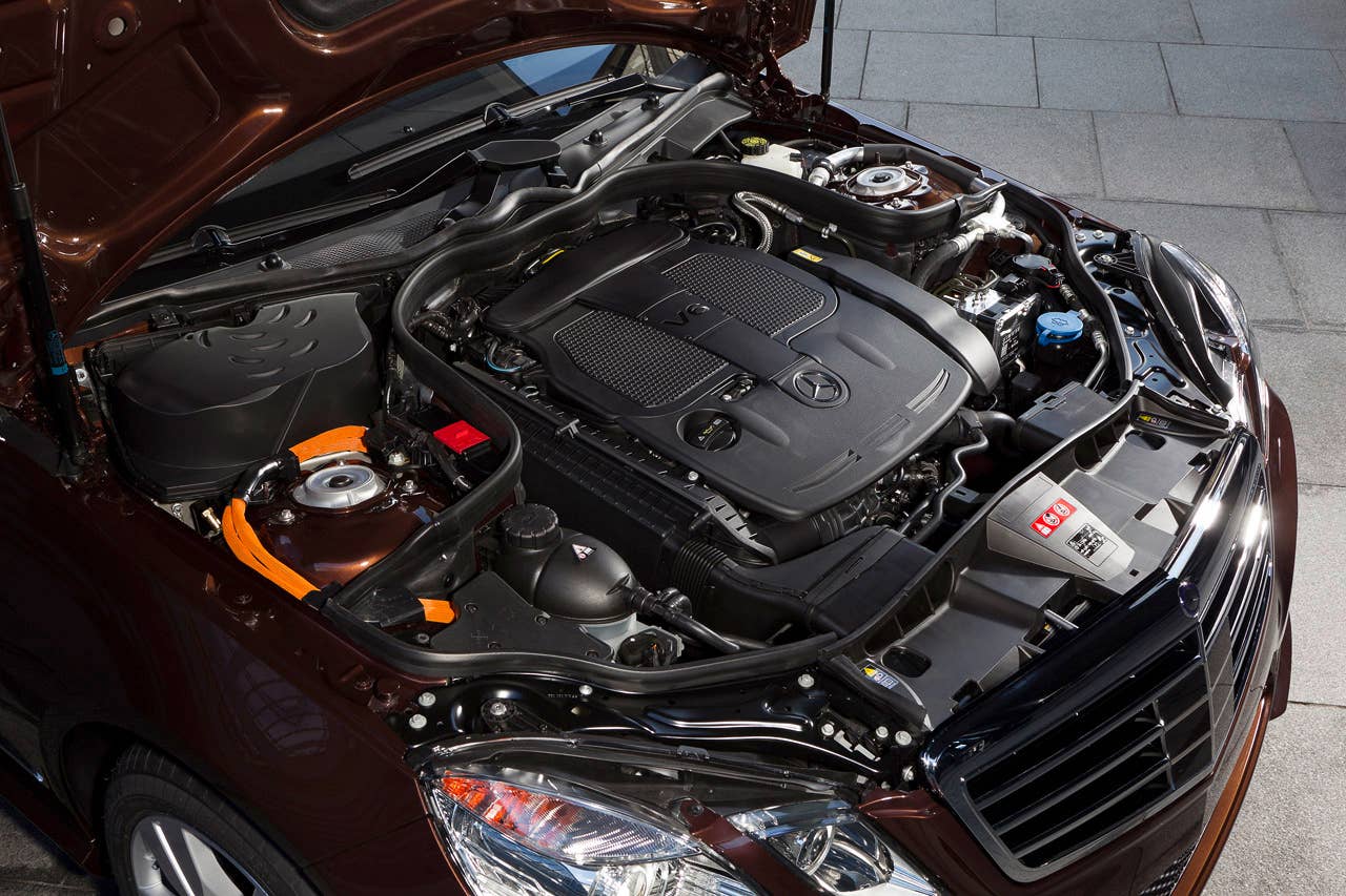 Mercedes-Benz E400 HYBRID.