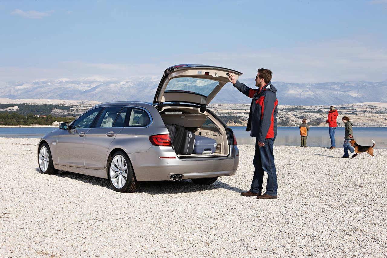 The new BMW 5 Series Touring (03/2010)