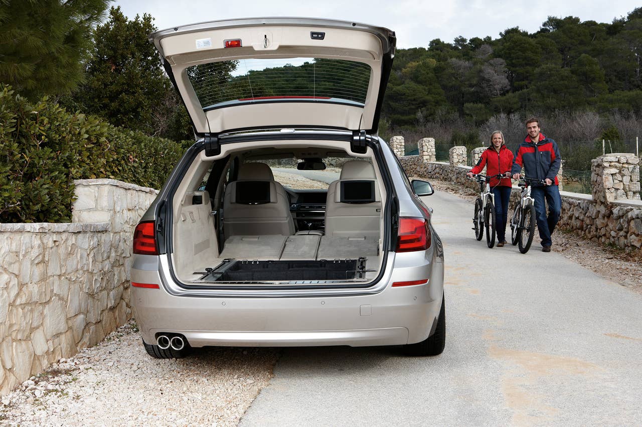 The new BMW 5 Series Touring (03/2010)