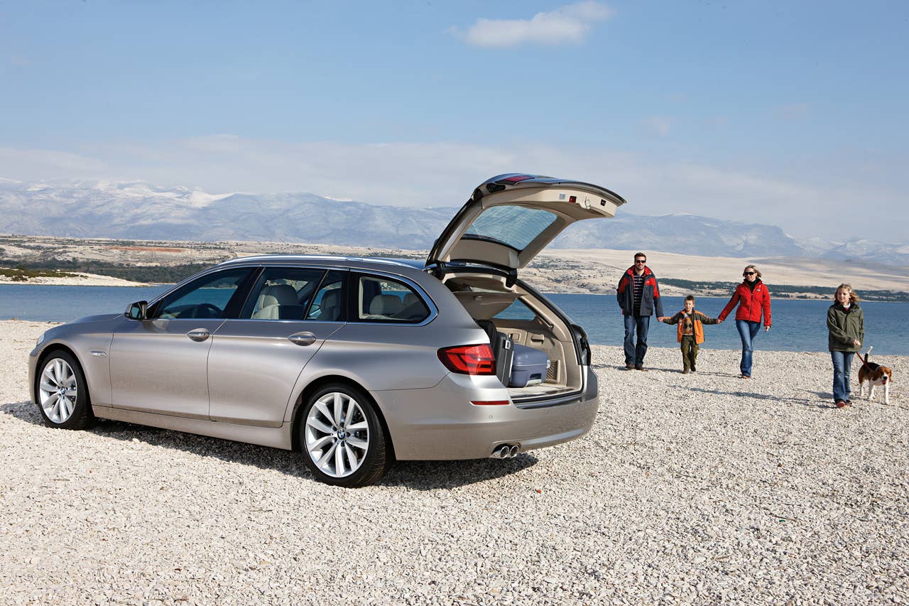 The new BMW 5 Series Touring (03/2010)