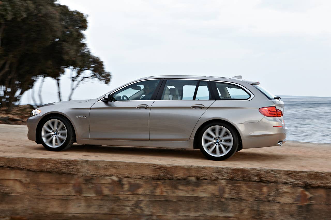 The new BMW 5 Series Touring (03/2010)