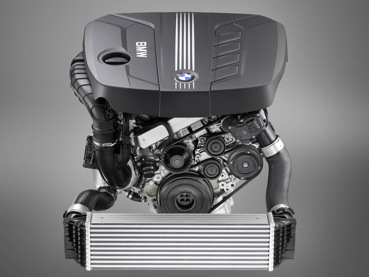 The new BMW 5 Series Touring - new 4-cylinder Turbo Diesel engine (03/2010)