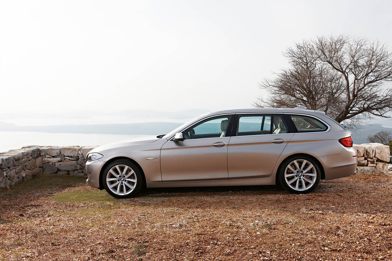 The new BMW 5 Series Touring (03/2010)