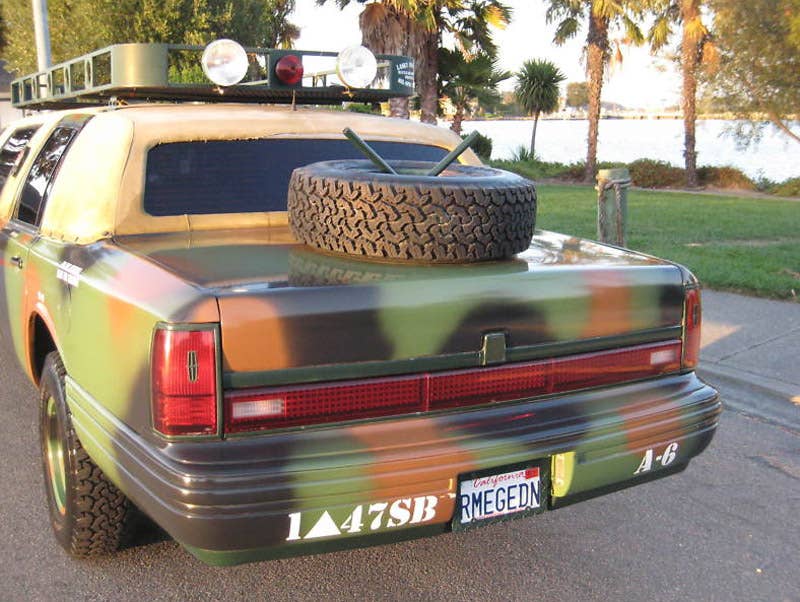 1993 Lincoln Town Car Apocalimo rear