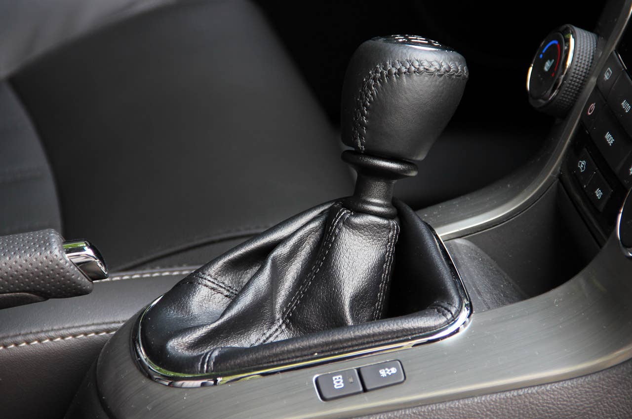 2012 Chevrolet Cruze Wagon shifter
