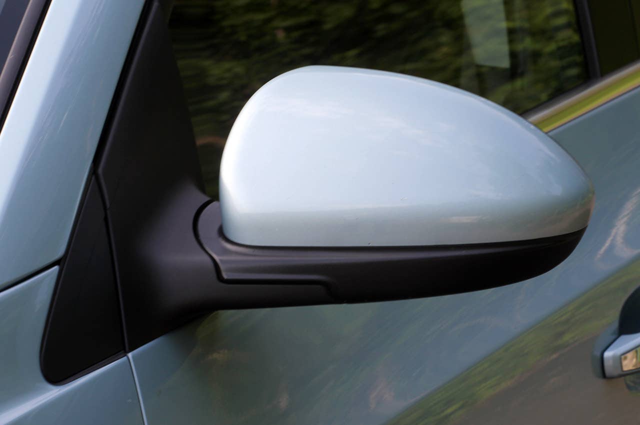 2012 Chevrolet Cruze Wagon side mirror