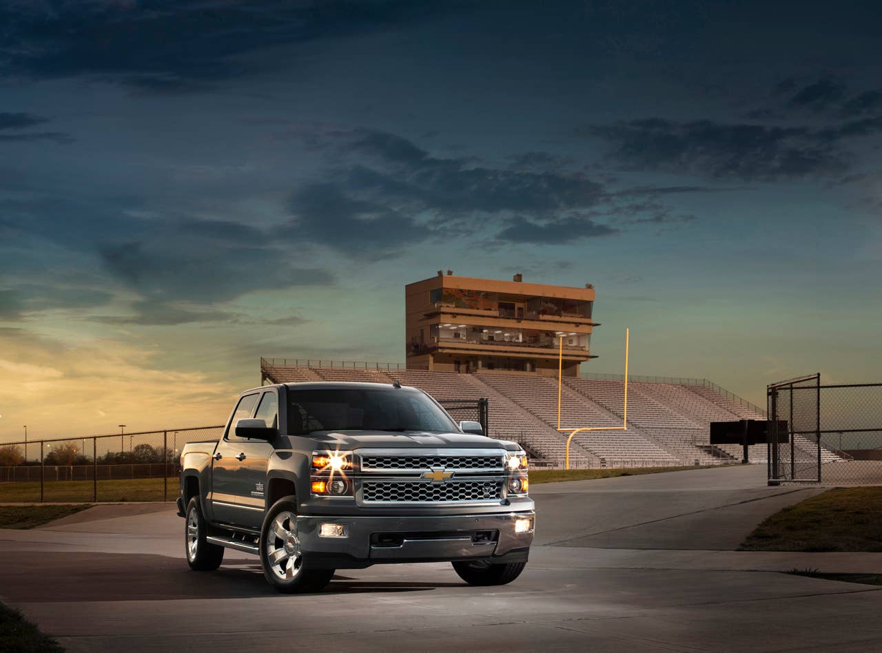 The 2014 Chevrolet Silverado Texas Edition is available on the LT or LTZ models. For the LT version, the Texas editions adds 20-inch polished aluminum wheels, a trailering package, locking rear differential, body-color outside mirror caps and door handles, and Texas Edition badges. For LTZ models, the 20-inch wheels, door handles and mirror caps are chrome and a Bose premium audio system is added.