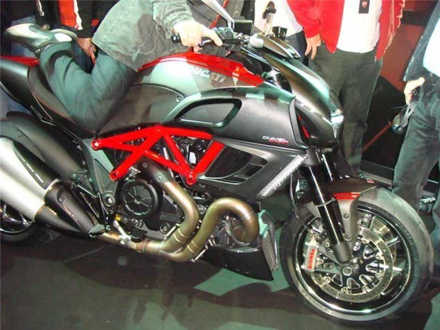 2011 Ducati Diavel side