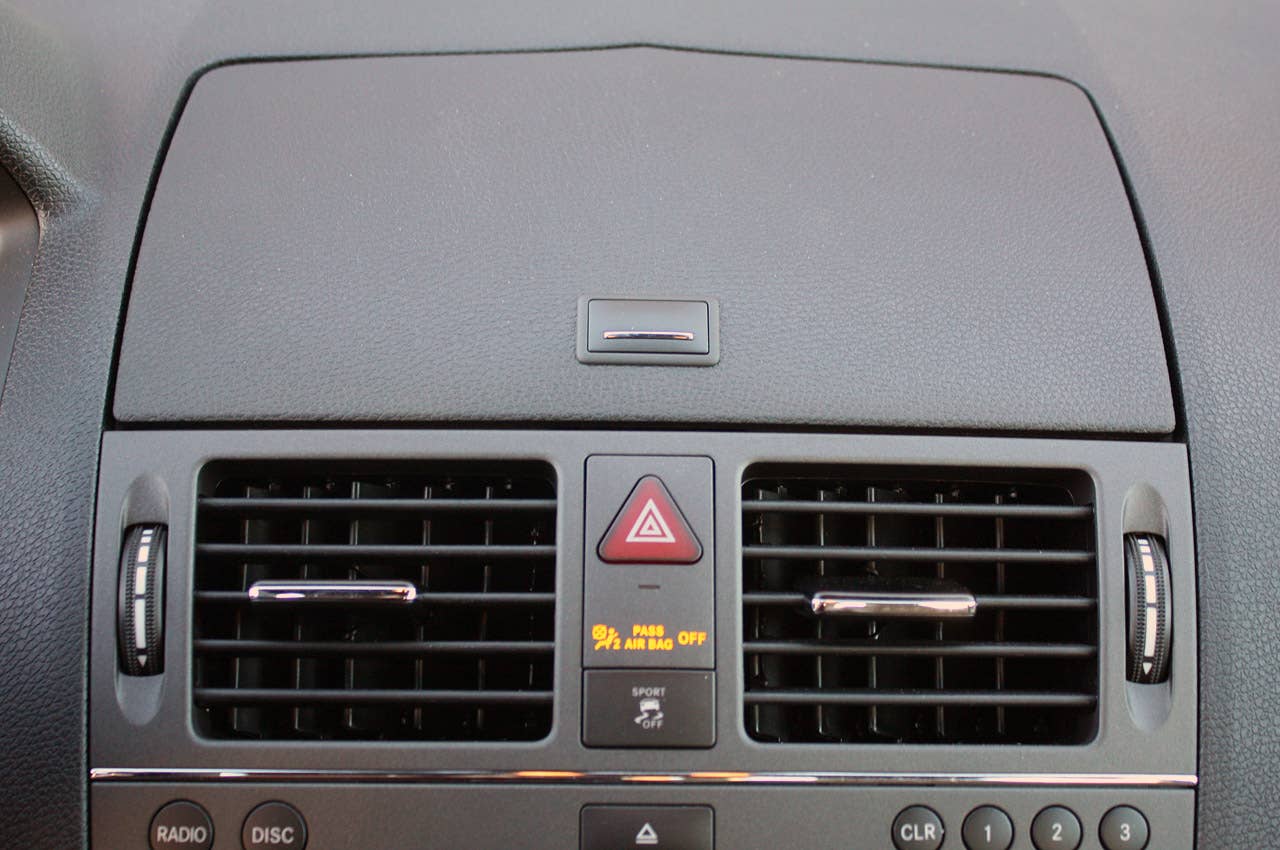 2011 Mercedes-Benz C63 AMG Performance Pack dash