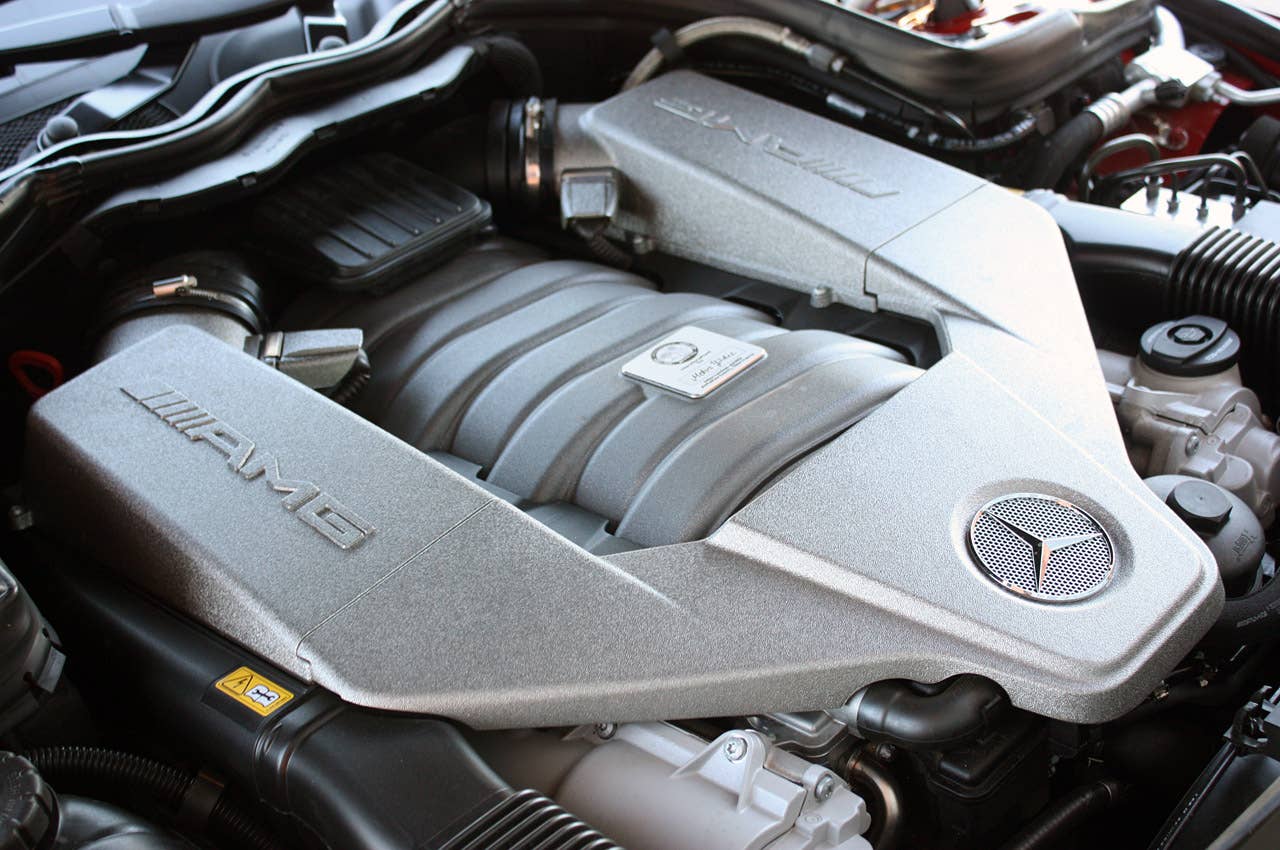 2011 Mercedes-Benz C63 AMG Performance Pack engine