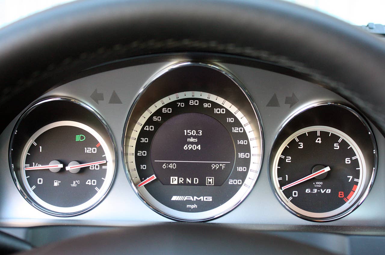 2011 Mercedes-Benz C63 AMG Performance Pack gauges