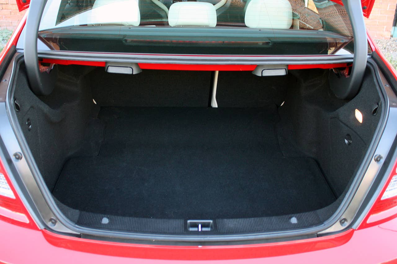 2011 Mercedes-Benz C63 AMG Performance Pack trunk