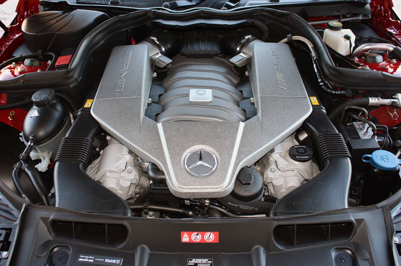 2011 Mercedes-Benz C63 AMG Performance Pack engine