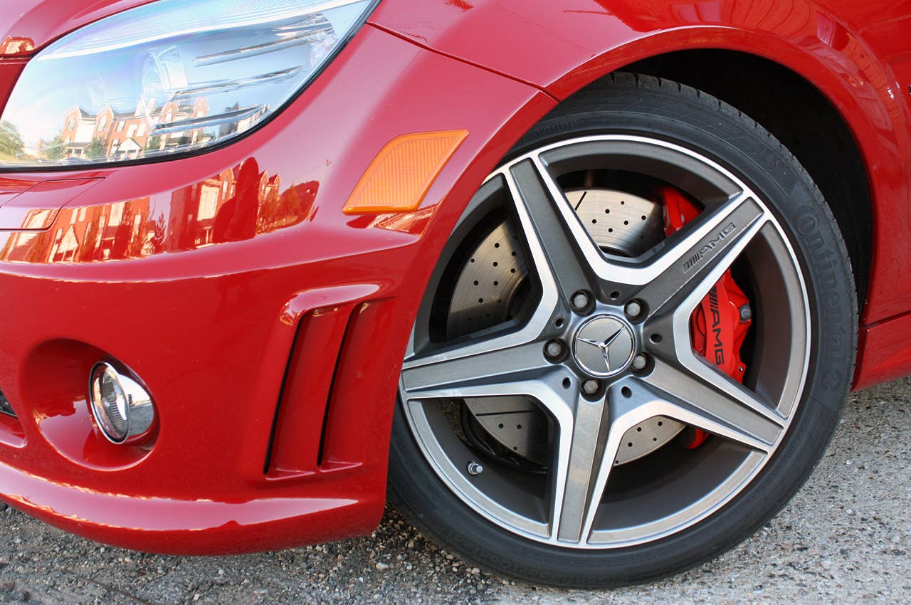 2011 Mercedes-Benz C63 AMG Performance Pack front detail