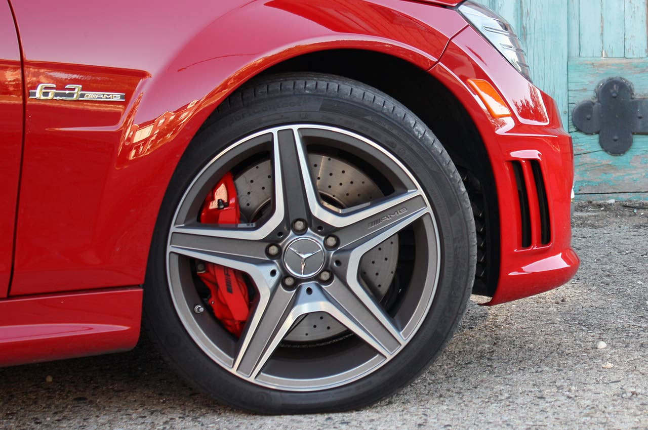 2011 Mercedes-Benz C63 AMG Performance Pack wheel