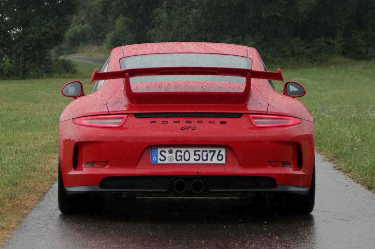 2014 Porsche 911 GT3 rear view