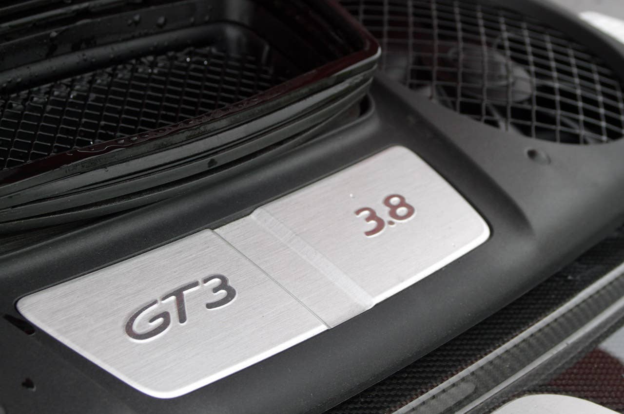 2014 Porsche 911 GT3 engine detail