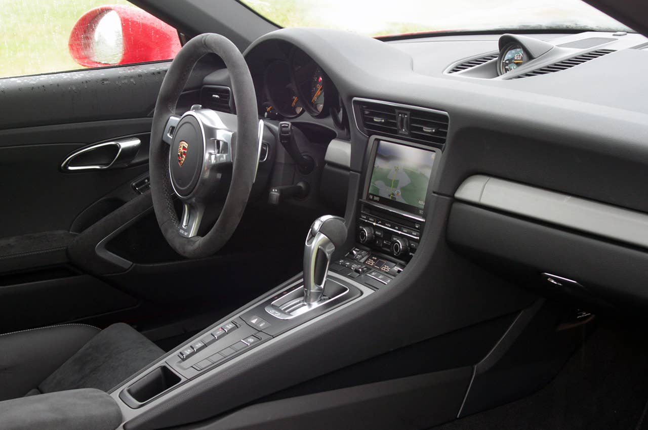 2014 Porsche 911 GT3 interior