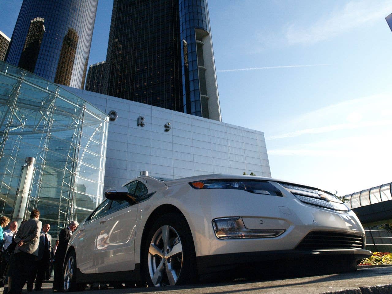 Chevy Volt Charging at the RenCen