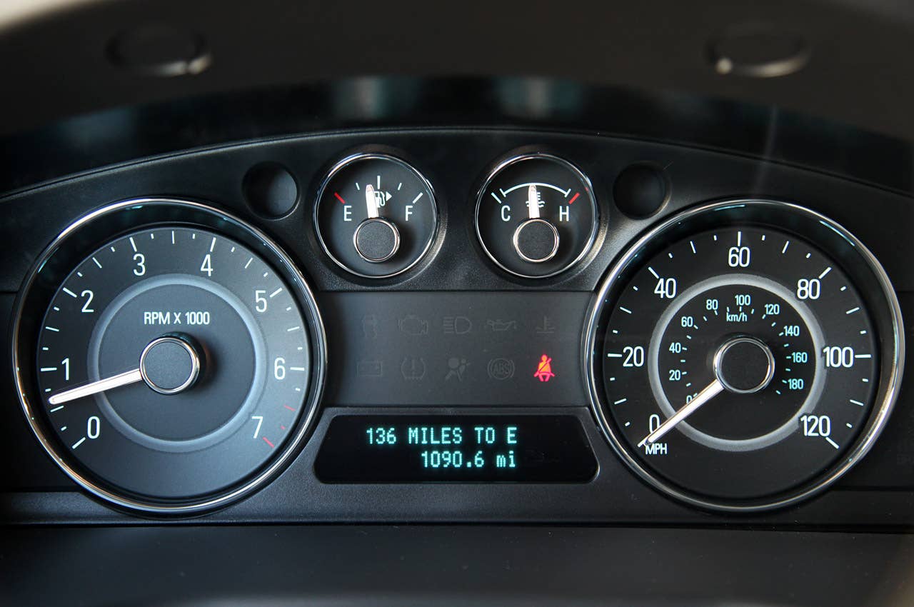 2011 Ford Flex Titanium gauges