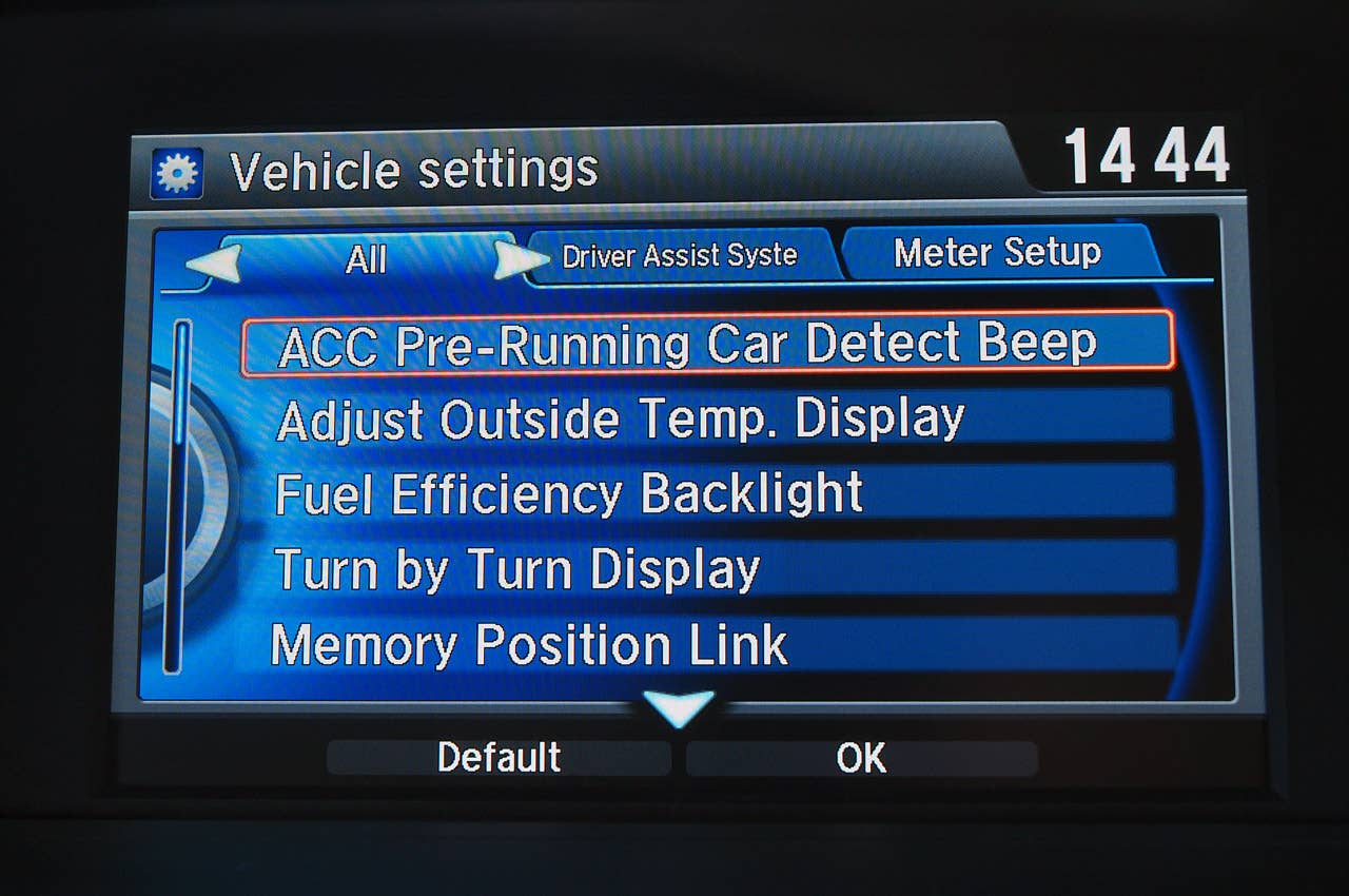 2014 Honda Accord Plug-In Hybrid vehicle settings display